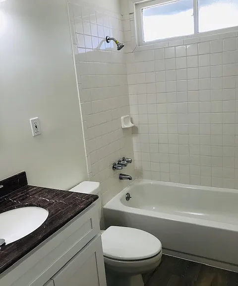 829 Caballo Ave — Photo 2
