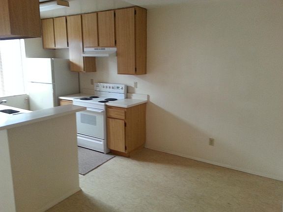 3rd image of 4238 36th St APT 2