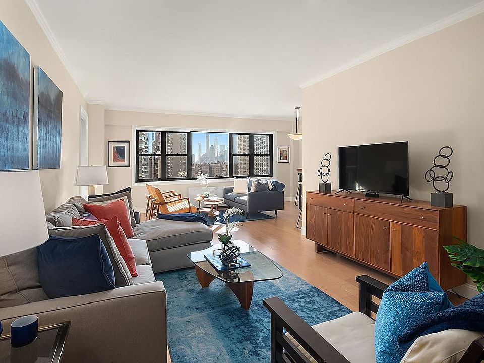 1st image of 165 W 66th St APT 21J