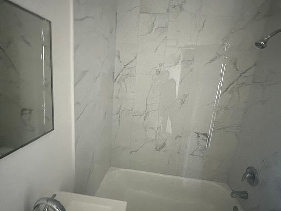 5th image of 1274 W Flagler St #310