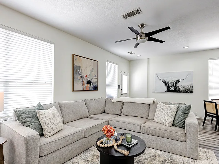10716 Traymore Dr — Photo 26