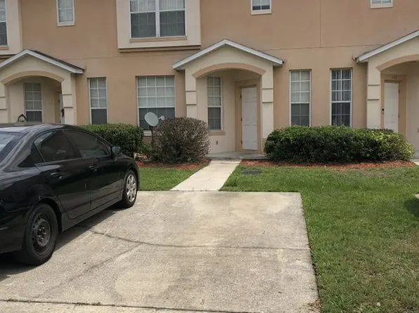 650 Captiva Cir, Kissimmee, FL 34741