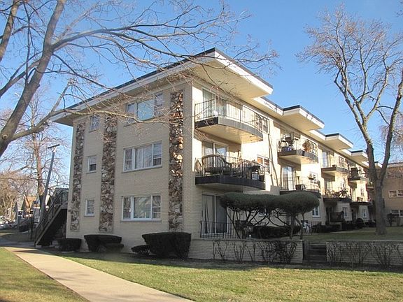 4th image of 6285 N Northwest Hwy APT 201