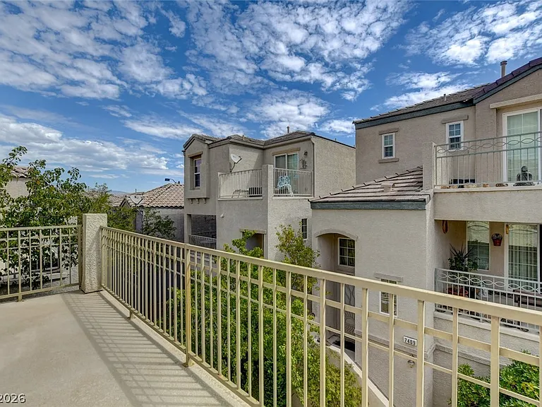 7408 Dashing Ct — Photo 31