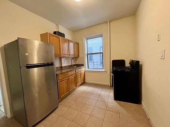 2nd image of 40-11 25th Ave #9