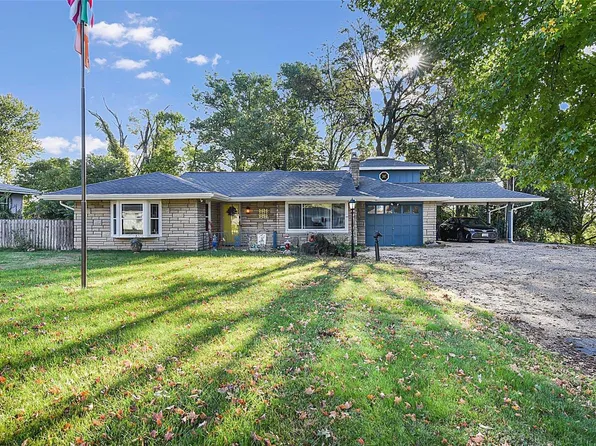 12178 McKelvey Rd, Maryland Heights, MO 63043