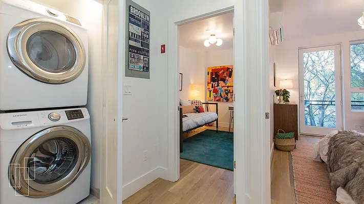 Sold by Garfield Realty  | media 22