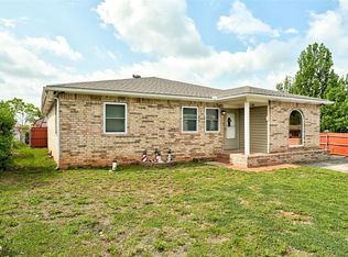 1827 W Vilas Ave, Guthrie, OK 73044