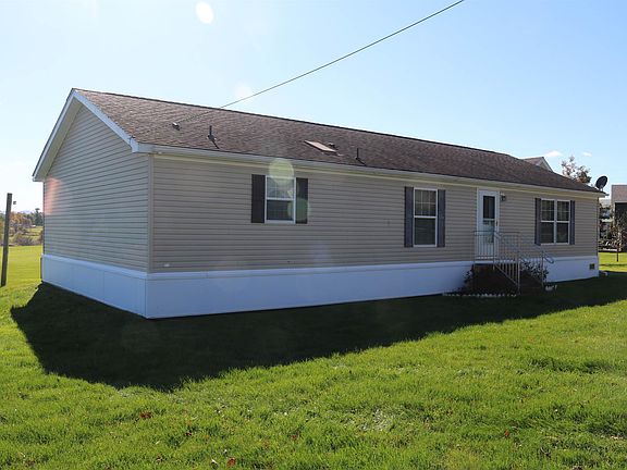 3rd image of 36 Northwind Drive