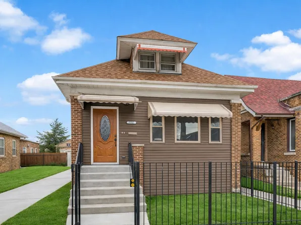 7717 S Luella Ave, Chicago, IL 60649