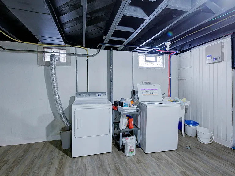 Washer and dryer included