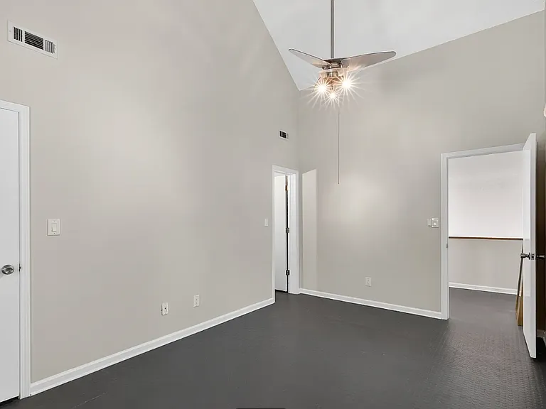 Upstairs bedroom 2