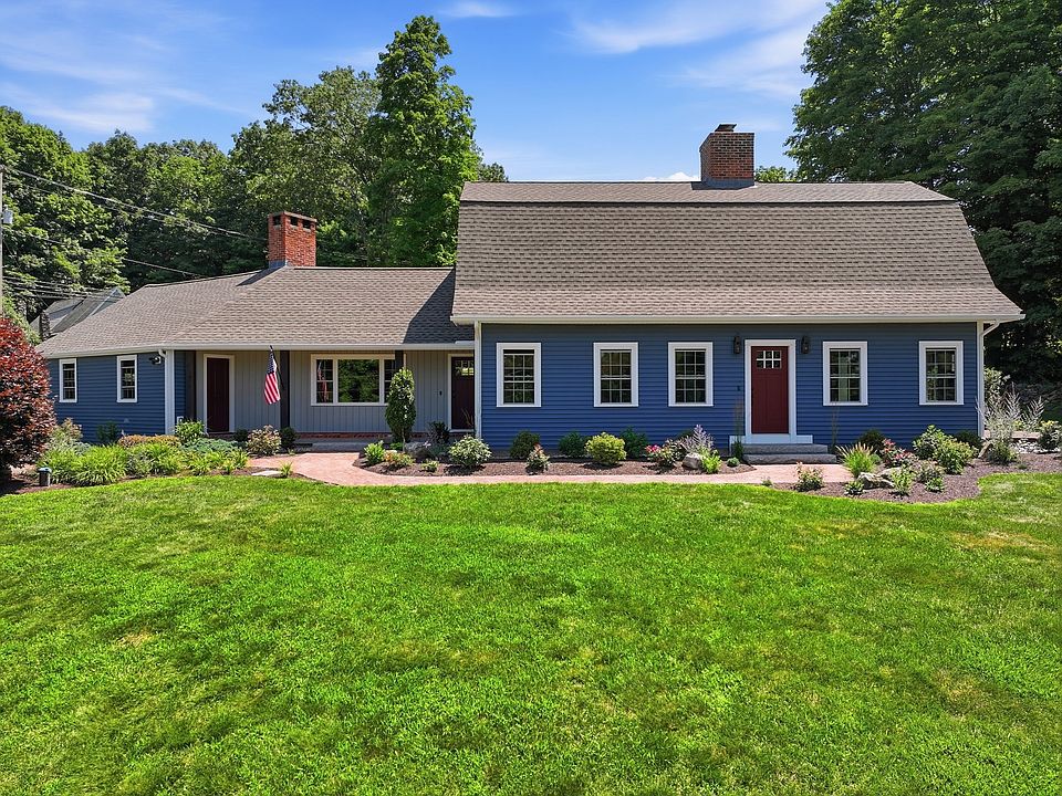 1st image of 2 Meeting House Ln