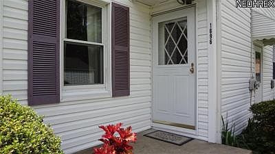 3rd image of 1696 Rockford St