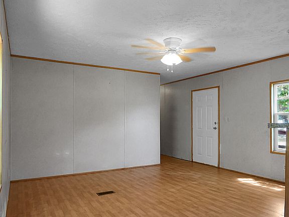 5th image of 509 Pooshee Plantation Way
