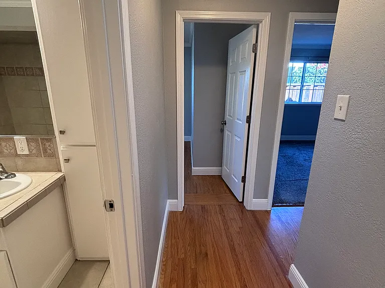 4992 Mattos Dr — Photo 13
