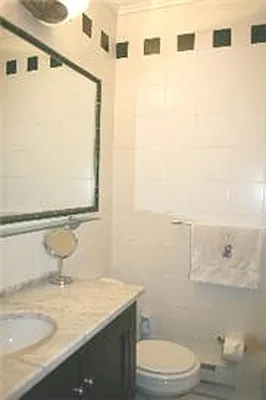 Rented by Peter Ashe | media 15