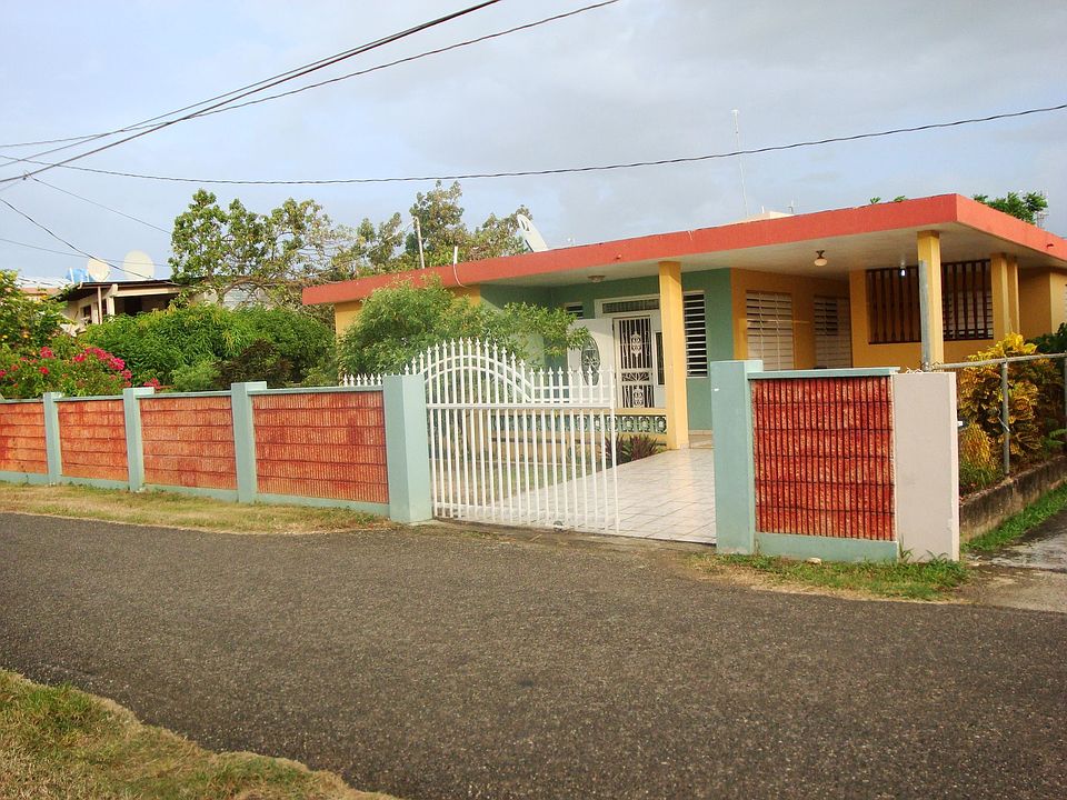 front with gate
