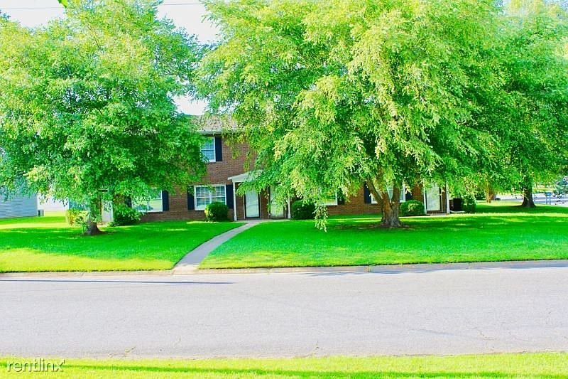 1st image of 3201 Crestwood Dr