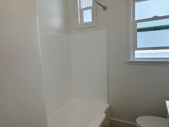 5th image of 227 Nieto Ave Unit A