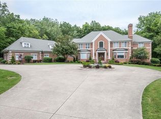7175 Settlers Ridge Rd, Gates Mills, OH 44040