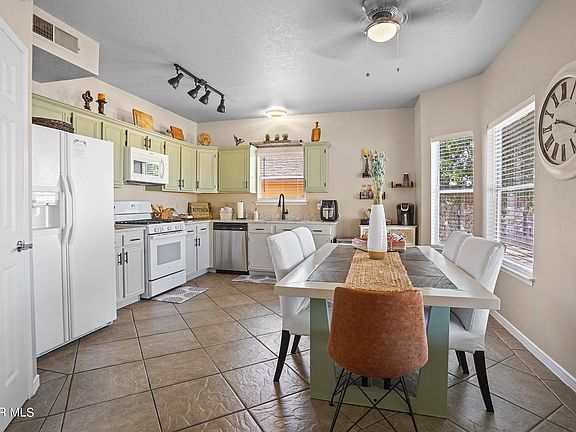 2nd image of 1296 Desierto Seco Dr