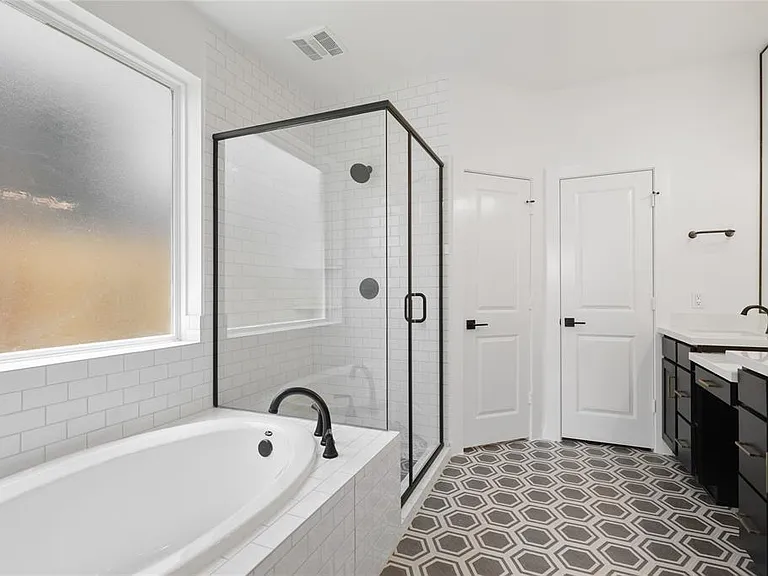 10623 Hidden Rock Dr — Photo 7