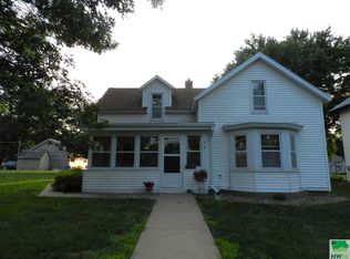 504 Main St, Ireton, IA 51027