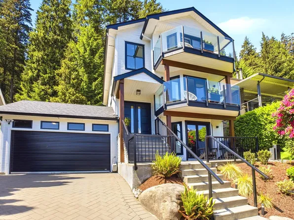2323 Badger Rd, North Vancouver, BC V7G 1S9