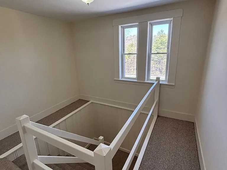 113 Lyme Rd — Photo 24