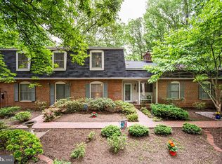 22 Pawnee Dr, Fredericksburg, VA 22401