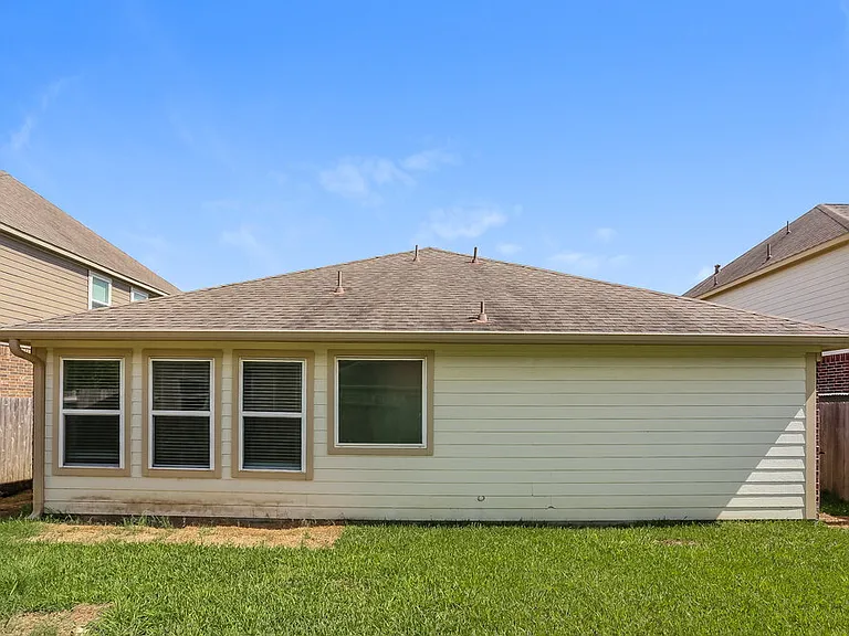 5202 El Tigre Ln — Photo 16