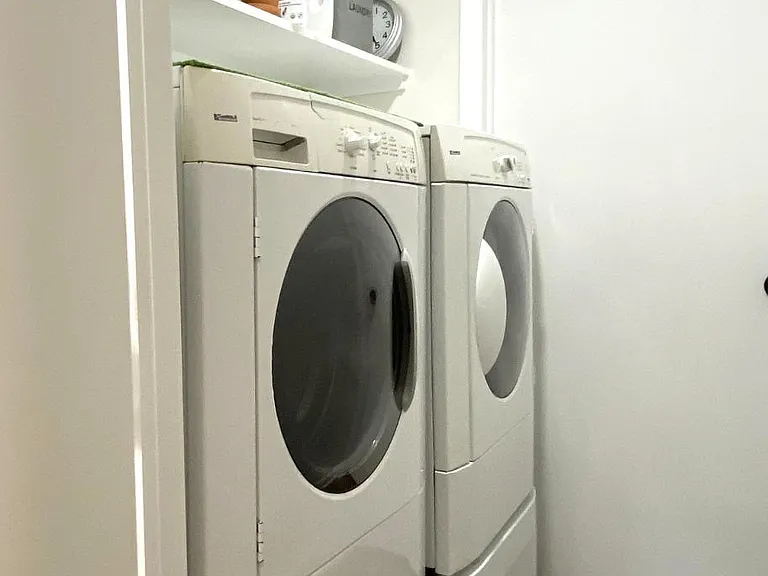 Washer/Dryer room