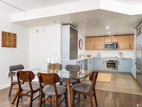 4th image of 555 4th St Unit 106