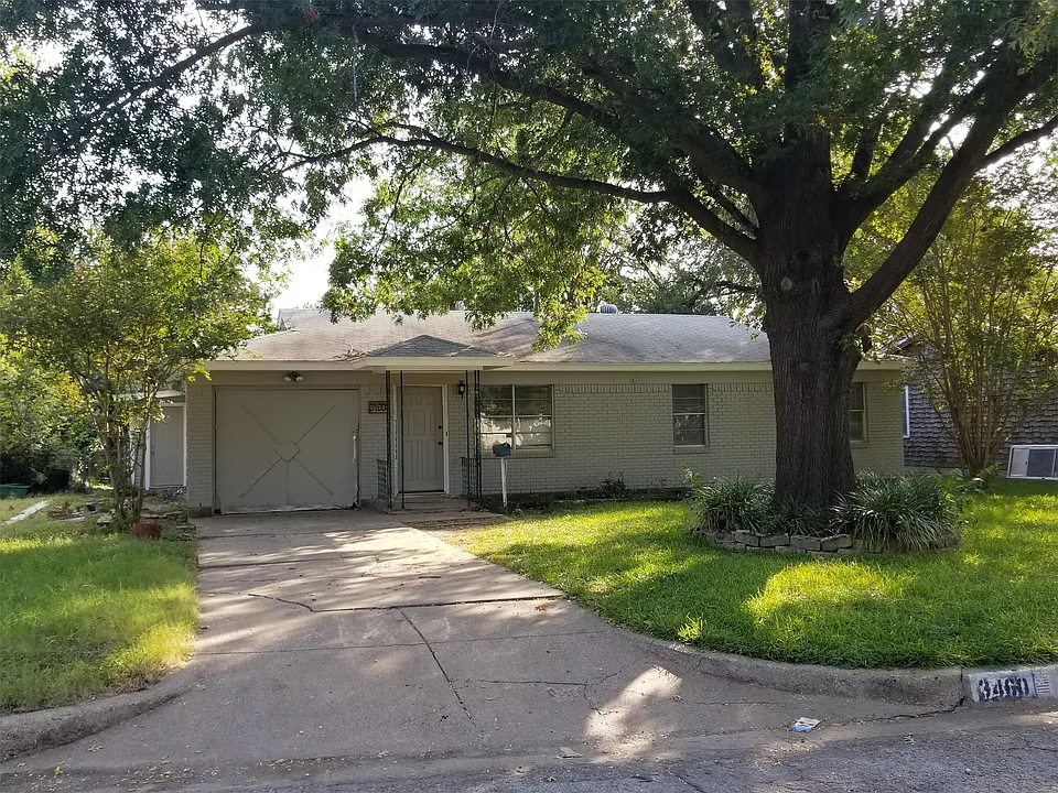 3460 Edith Ln