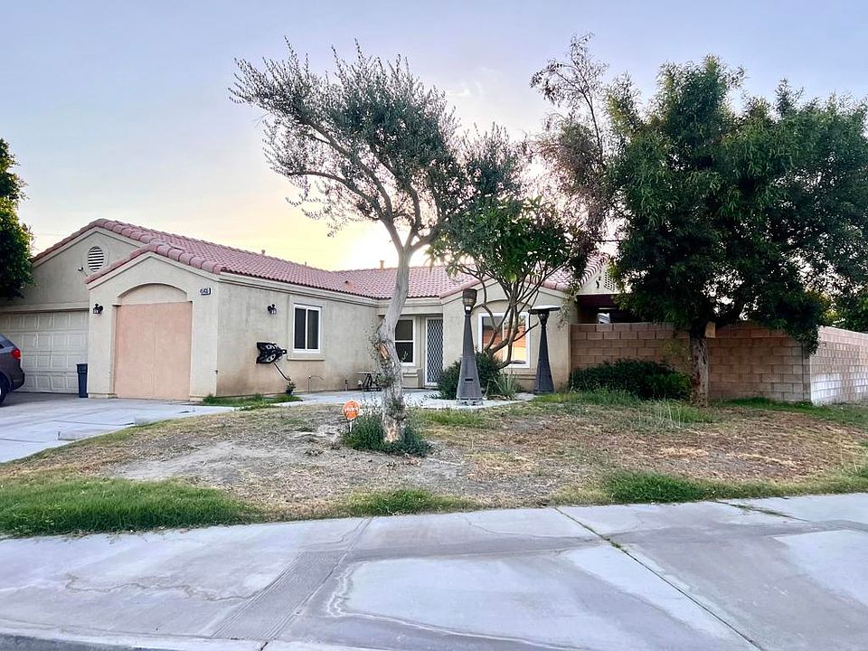 1st image of 45435 King Palm Dr