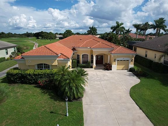4th image of 1748 Palmetto Palm Way
