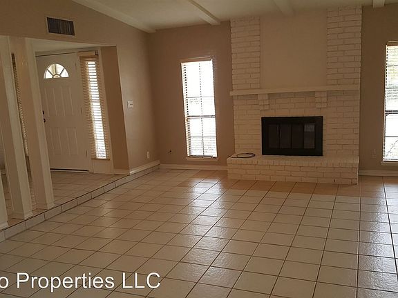 2nd image of 6700 Forestview Dr
