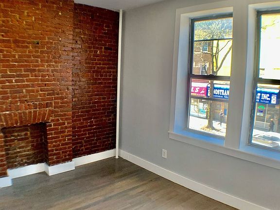 3rd image of 736 Nostrand Ave #4