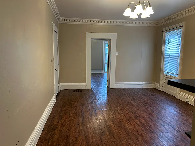 7 Broad St #1 — Photo 6
