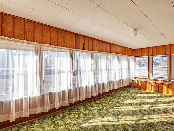 5th image of 580 W Mound Rd