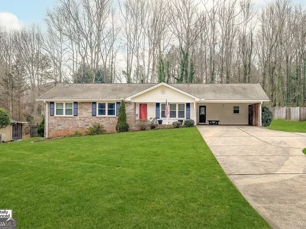 3047 Saint Charles Ave, Gainesville, GA 30504