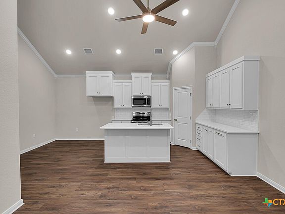 5th image of 124 Morris Ct