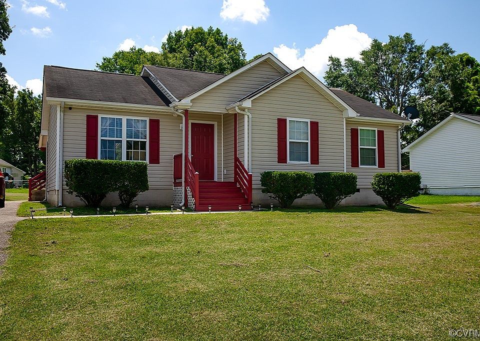 1st image of 1524 Blossum Ln