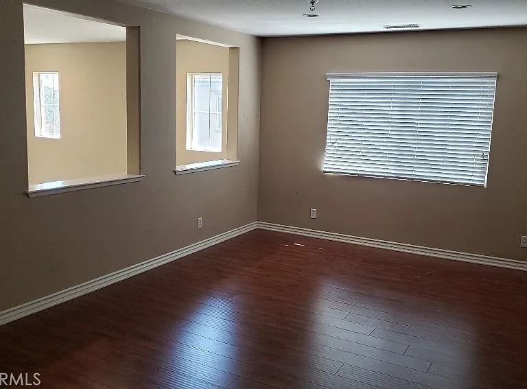 16020 Huntington Garden Ave — Photo 12