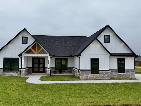 1208 Quarter Horse Trl, Angleton, TX 77515