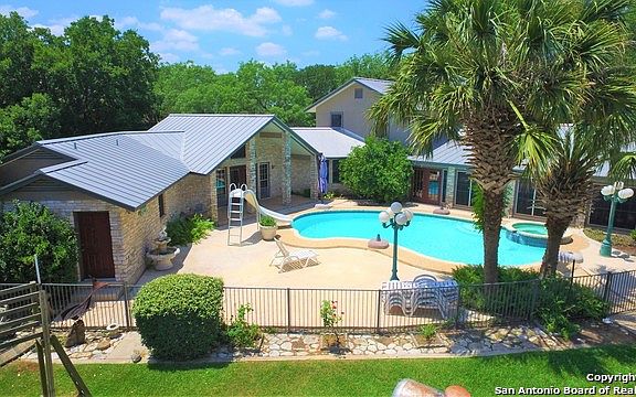 3rd image of 4444 Lane Dr