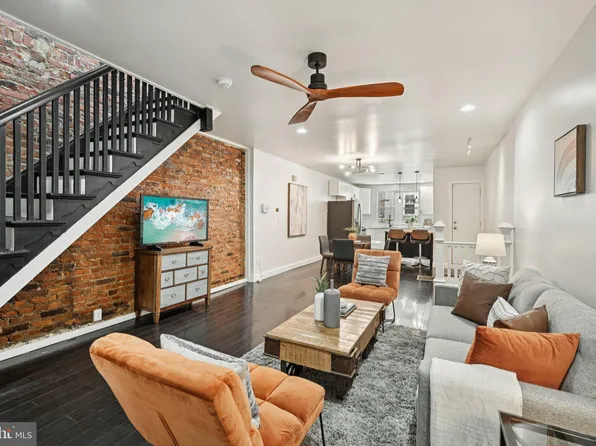 1330 S 24th St, Philadelphia, PA 19146