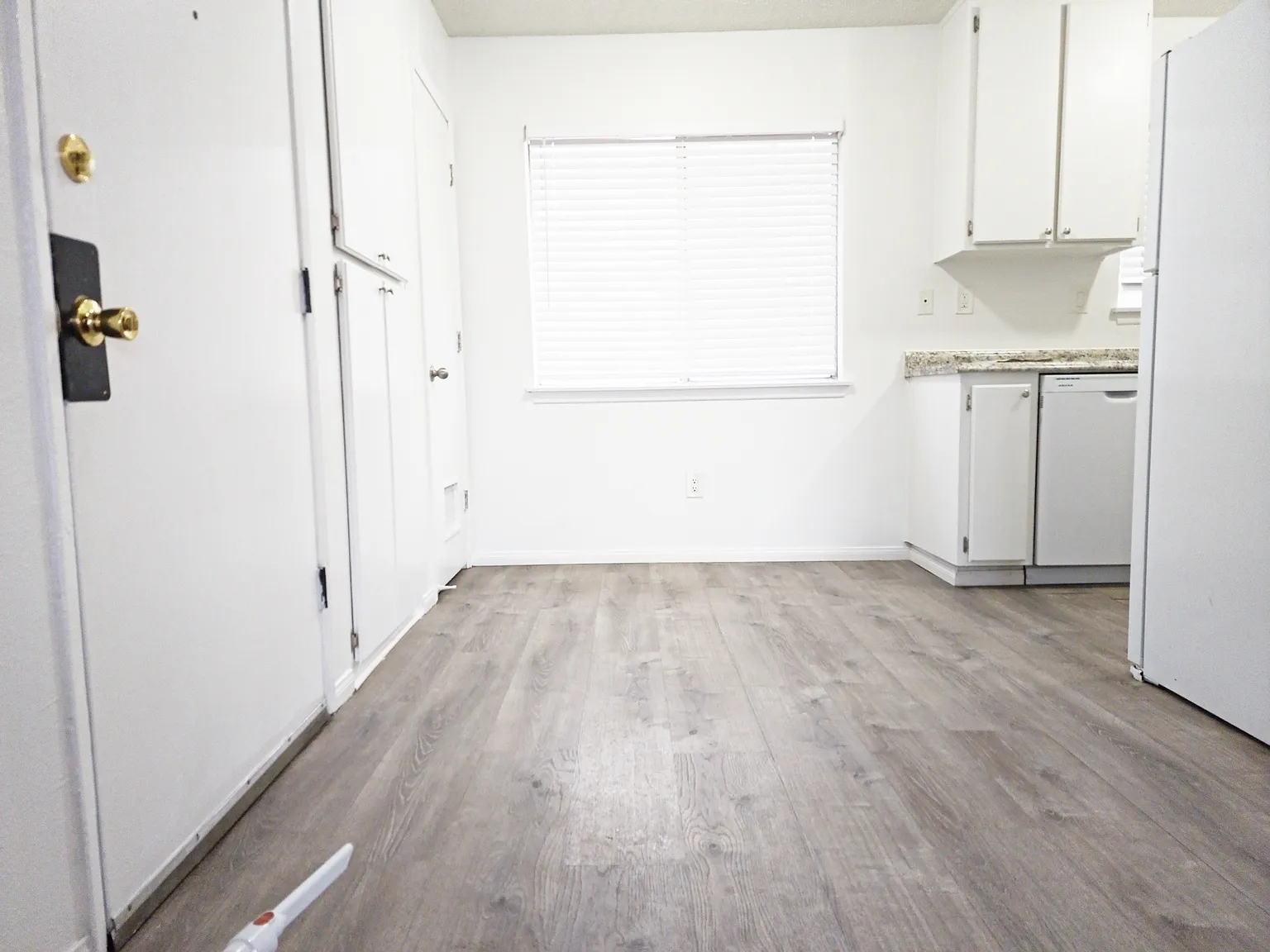 2 bed, 853 sqft, $1,495 — Photo 3