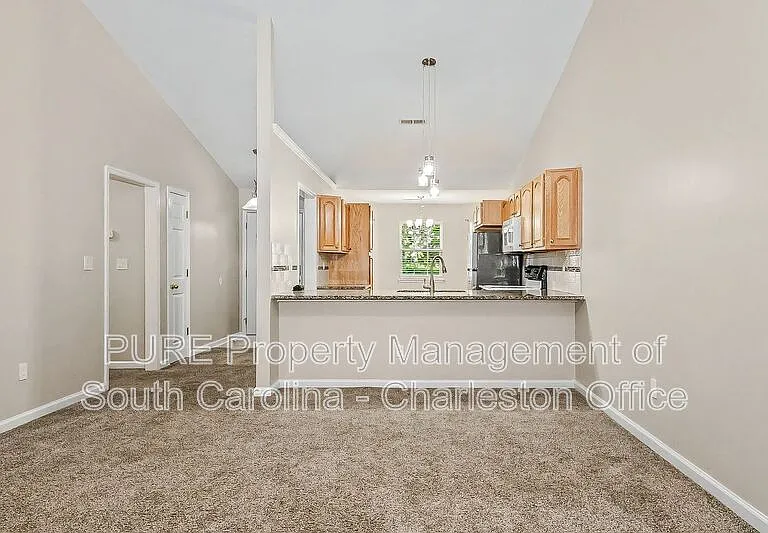 3372 Wayland Dr — Photo 4